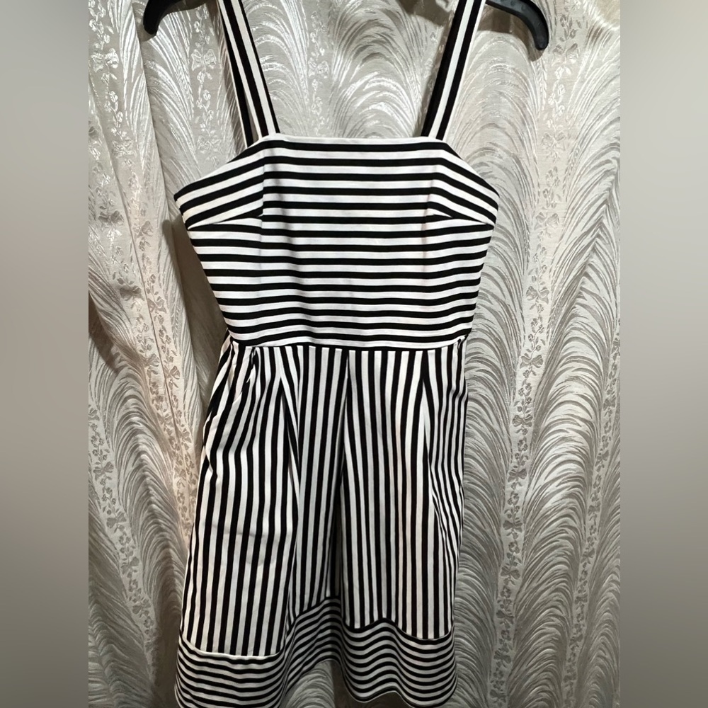 Brixon Ivy Women’s Sz S Black and White Stripped Short Dress
